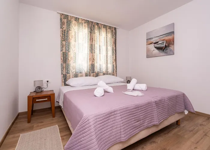 Leona 두브로브니크