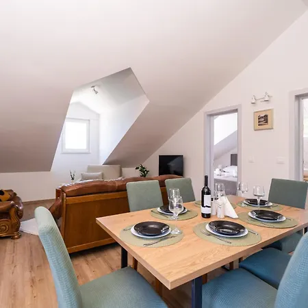 Apartman Leona